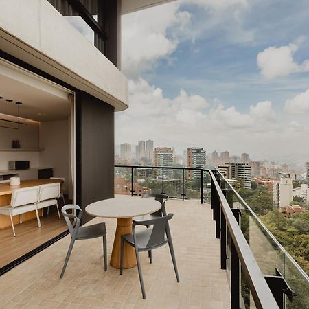 Aparthotel Seissta Medellín Zewnętrze zdjęcie