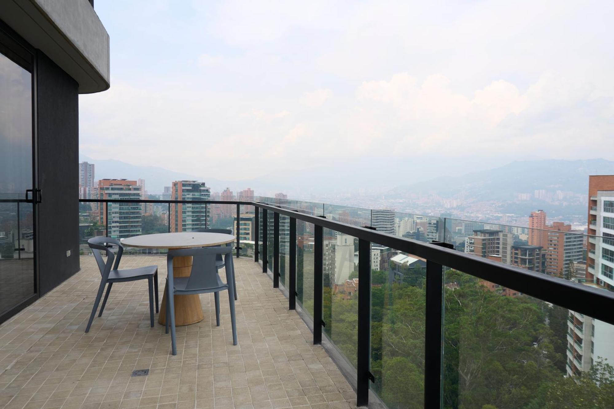 Aparthotel Seissta Medellín Zewnętrze zdjęcie